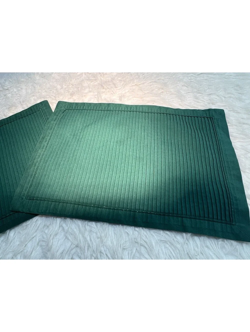 N/A dark green